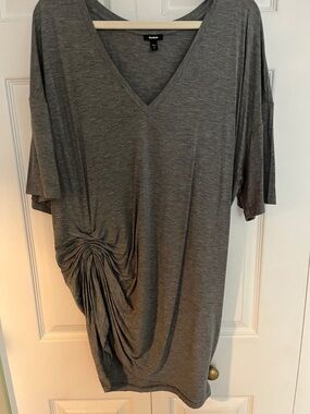 Express Gray V-Neck Side-Ruched Tunic